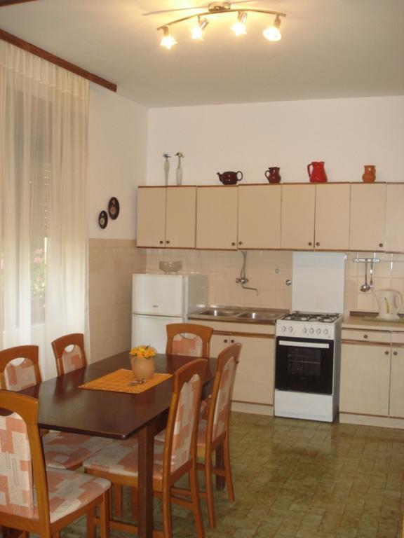 Apartments Xenia Petrcane Room photo